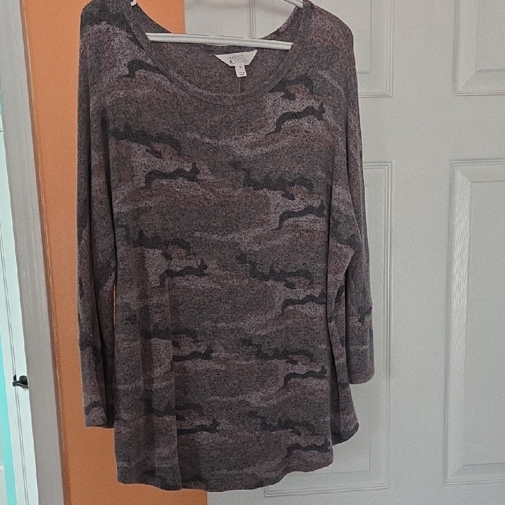Market & Spruce Charcoal Camouflage Tunic